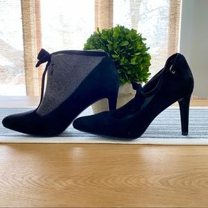 Nine West T-Strap Bow Stiletto Pumps sz 7.5